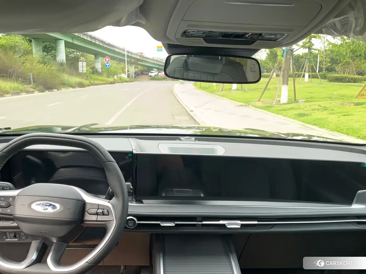 Ford Edge 2026 Черный из Китая, фото 5