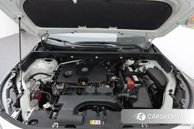 Toyota RAV4 2021 Белый из Китая, фото 5