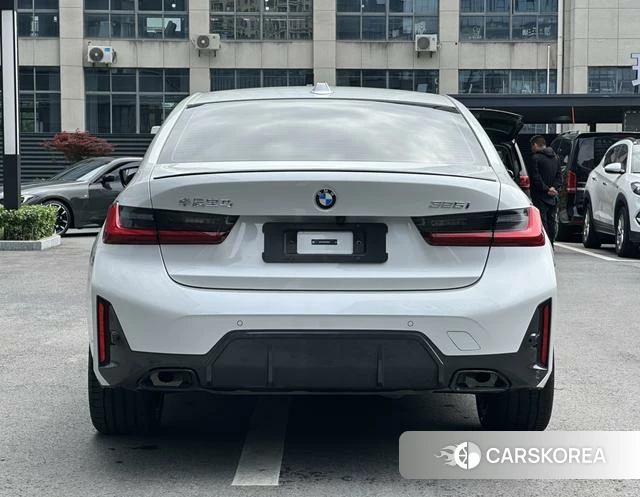 BMW 3 series 2024 Белый из Китая, фото 5