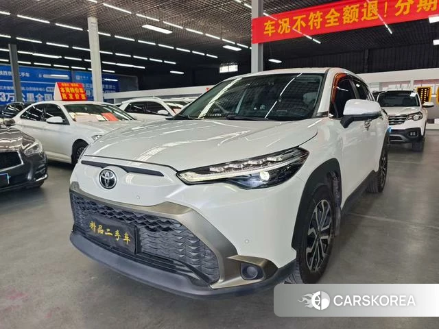 Toyota Frontlander 2023 Белый из Китая, фото 5