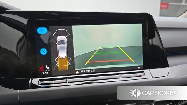 Volkswagen Golf 8th Generation 2022 Белый из Кореи, фото 5