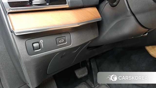 Volvo XC90 second Generation 2018 Серый из Кореи, фото 5