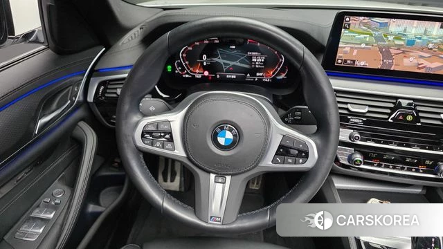 BMW 5 Series (G30) 2022 Белый из Кореи, фото 5