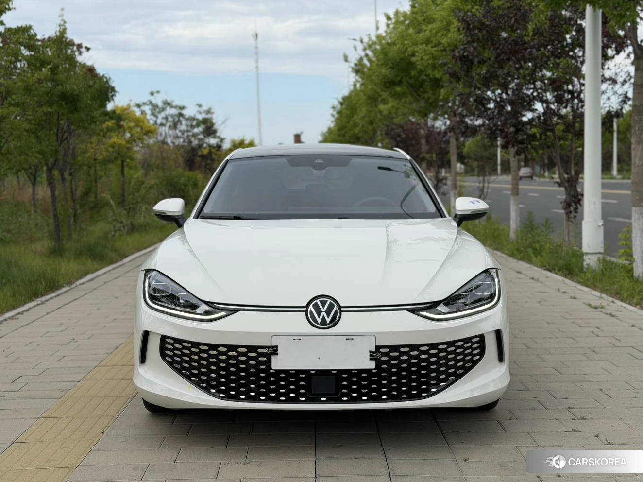Volkswagen Lamando 2022 Белый из Китая, фото 5