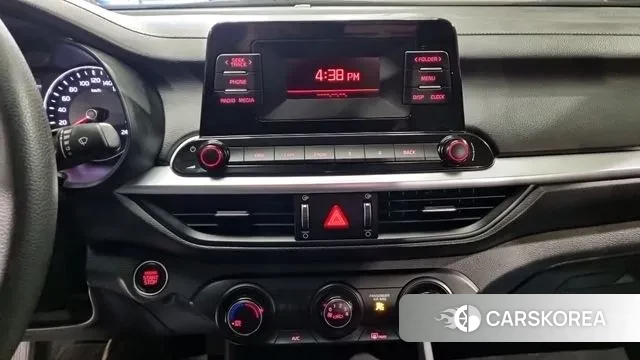 Kia The New K3 2nd generation 2021 Белый из Кореи, фото 5