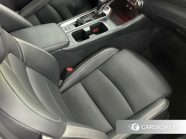 Nissan Sylphy 2024 Белый из Китая, фото 5