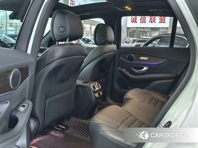 Mercedes-Benz GLC 2021 Белый из Китая, фото 5