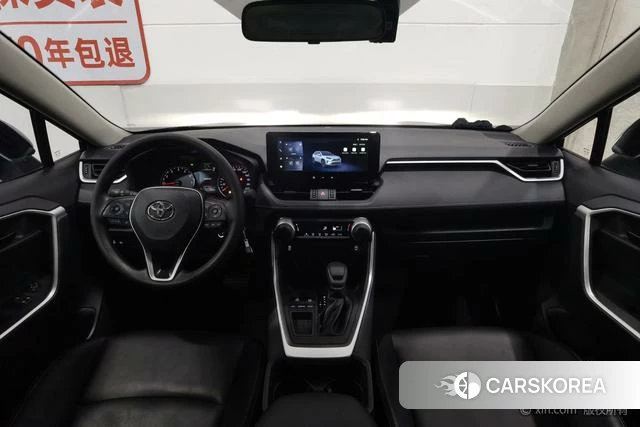 Toyota RAV4 2024 Черный из Китая, фото 5