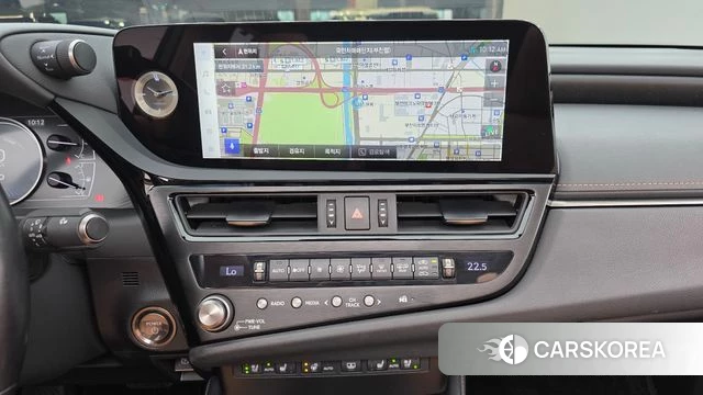 Lexus ES300h 7th generation 2024 Серебристо-серый из Кореи, фото 5