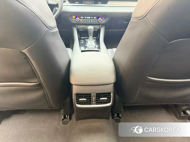 Mazda Atenza 2021 Красный из Китая, фото 5