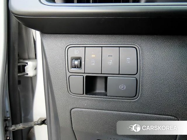 Hyundai Staria 2021 Серебряный из Кореи, фото 5
