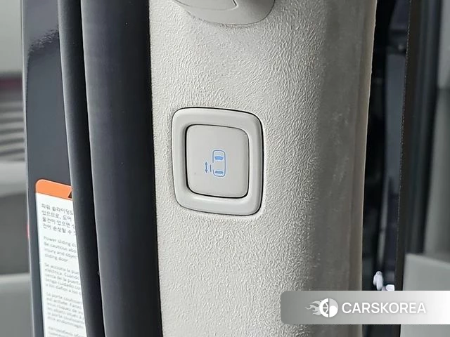 Hyundai Staria 2024 Черный из Кореи, фото 5