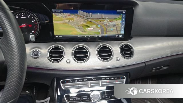 Mercedes-Benz E-Class W213 2018 Серый из Кореи, фото 5