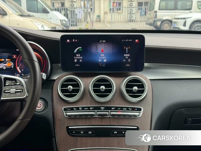 Mercedes-Benz GLC 2021 Белый из Китая, фото 5