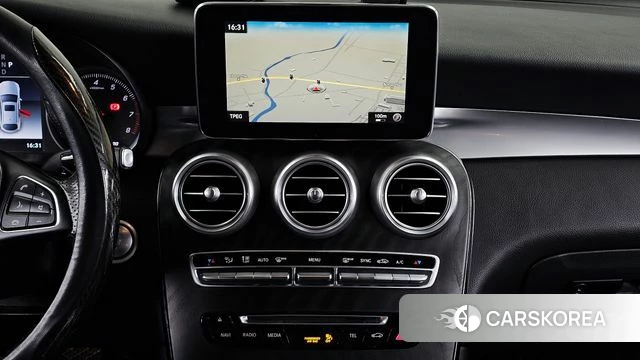 Mercedes-Benz GLC-Class X253 2019 Белый из Кореи, фото 5