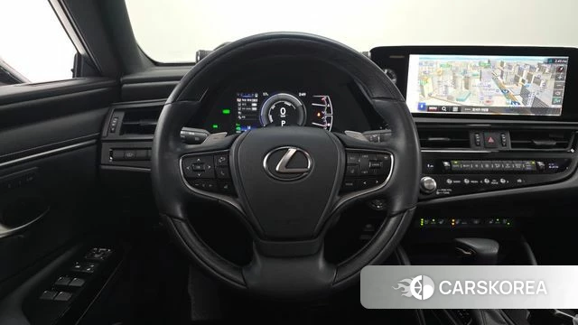 Lexus ES300h 7th generation 2024 Белый из Кореи, фото 5
