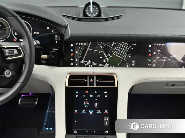 Porsche Taycan 2025 Жемчужный цвет из Кореи, фото 5
