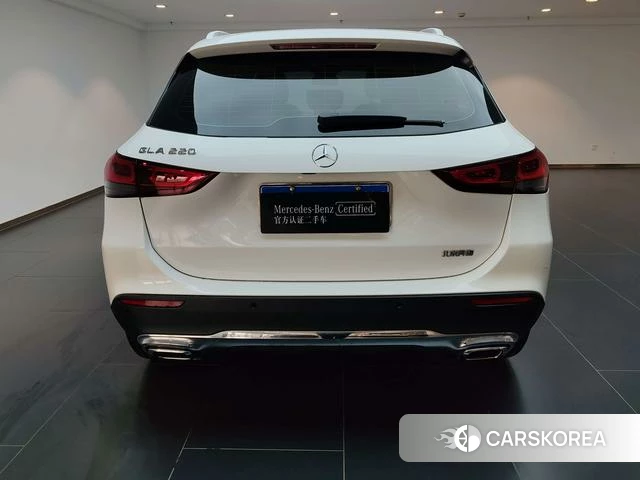 Mercedes-Benz GLA 2023 Белый из Китая, фото 5