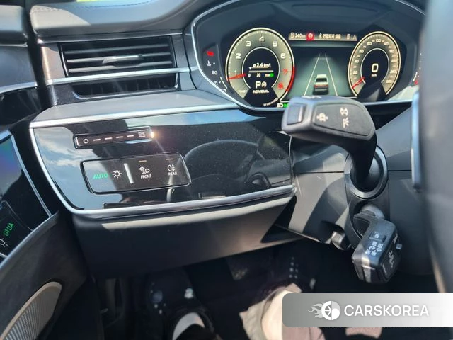 Audi A8 (D5) 2021 Черный из Кореи, фото 5