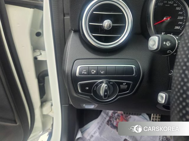 Mercedes-Benz GLC-Class X253 2019 Белый из Кореи, фото 5