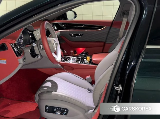 Bentley Flying Spur 3rd Generation 2022 Серый из Кореи, фото 5