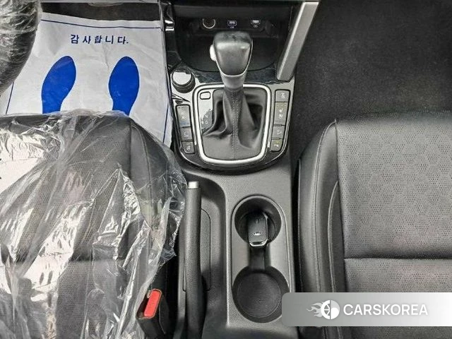 Kia Seltos 2020 Серебряный из Кореи, фото 5