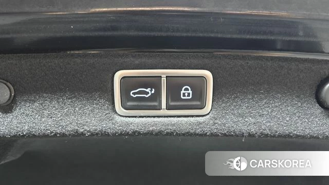 Hyundai Grandeur Hybrid (GN7) 2023 Черный из Кореи, фото 5