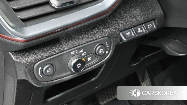 Chevrolet (GM Daewoo) Trailblazer 2023 Белый из Кореи, фото 5
