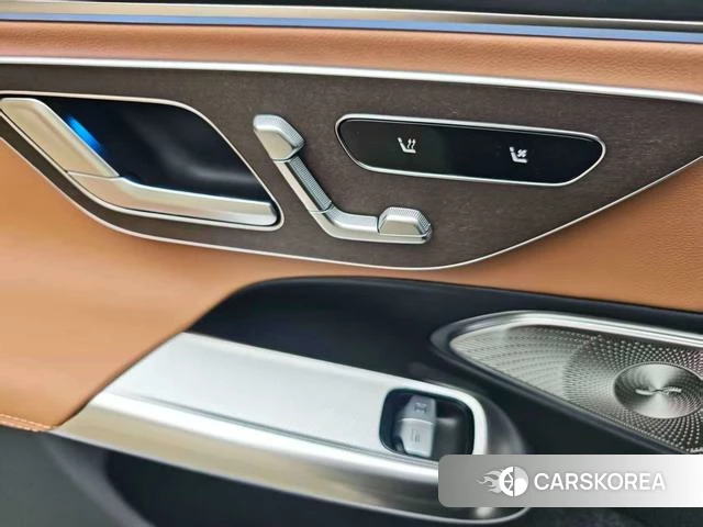 Mercedes-Benz E-Class 2026 Черный из Китая, фото 5