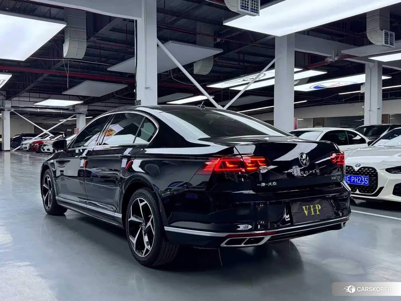 Volkswagen Magotan 2023 Черный из Китая, фото 5