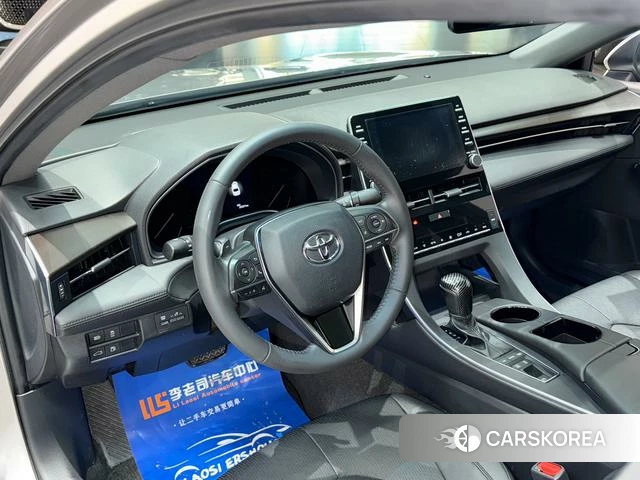 Toyota Avalon 2021 Серебристо-серый из Китая, фото 5