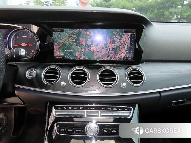Mercedes-Benz E-Class W213 2018 Черный из Кореи, фото 5