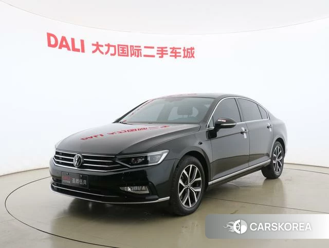 Volkswagen Magotan 2022 Черный из Китая, фото 5