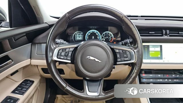 Jaguar XF (X260) 2018 Черный из Кореи, фото 5