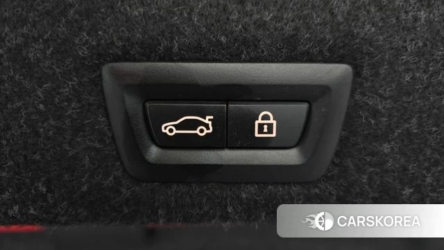 BMW 5 Series (G30) 2023 Черный из Кореи, фото 5