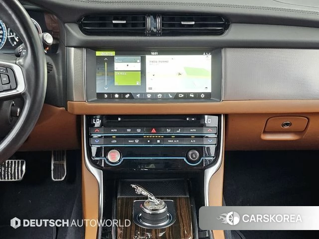 Jaguar XF (X260) 2019 Белый из Кореи, фото 5