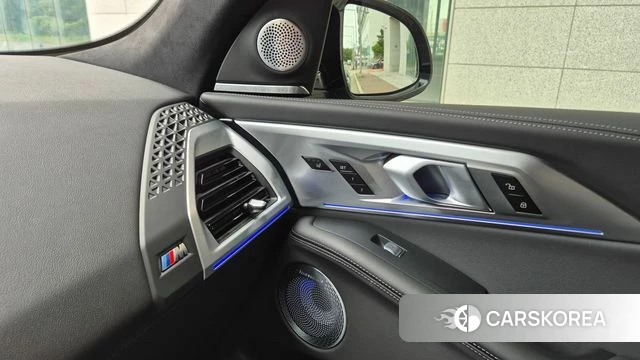 BMW XM (G09) 2025 Синий нефрит из Кореи, фото 5