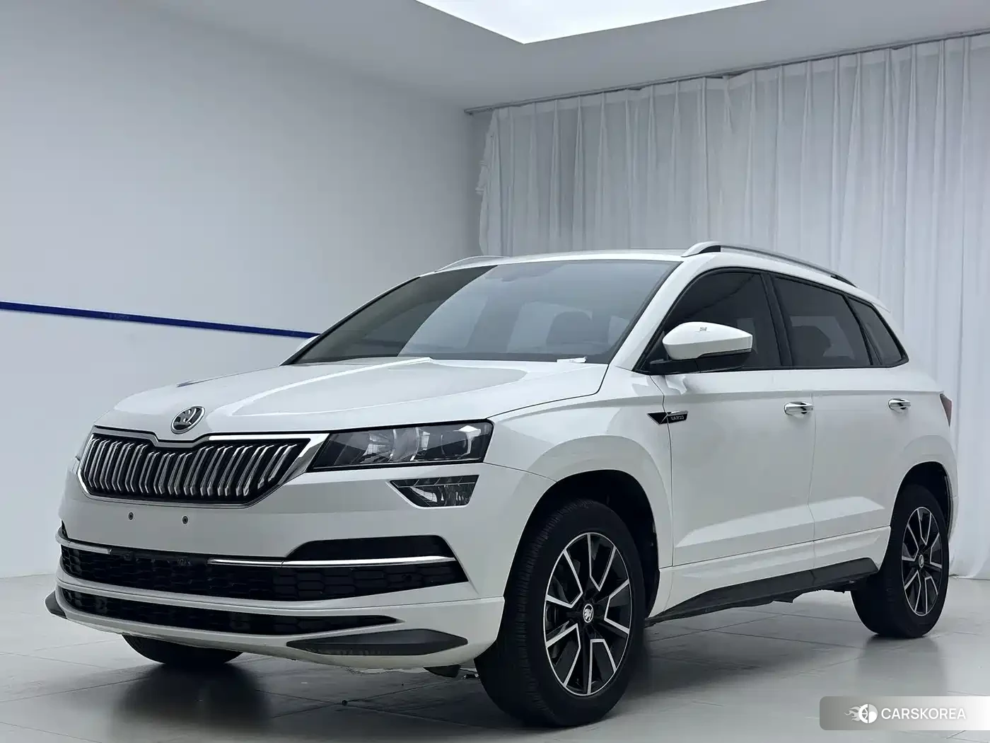 Skoda Karoq 2022 Белый из Китая, фото 5
