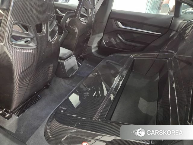 Porsche Taycan 2025 Черный из Кореи, фото 5