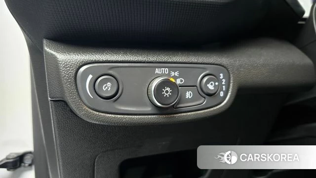 Chevrolet (GM Daewoo) Trailblazer 2022 Белый из Кореи, фото 5