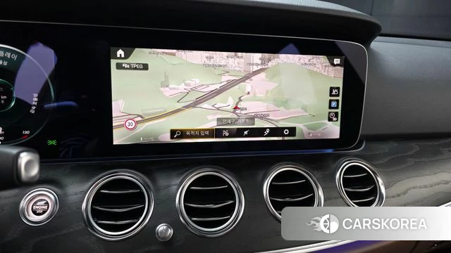 Mercedes-Benz E-Class W213 2023 Черный из Кореи, фото 5