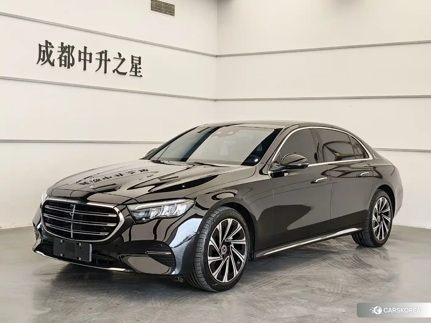 Mercedes-Benz E-Class 2024 Черный из Китая, фото 5