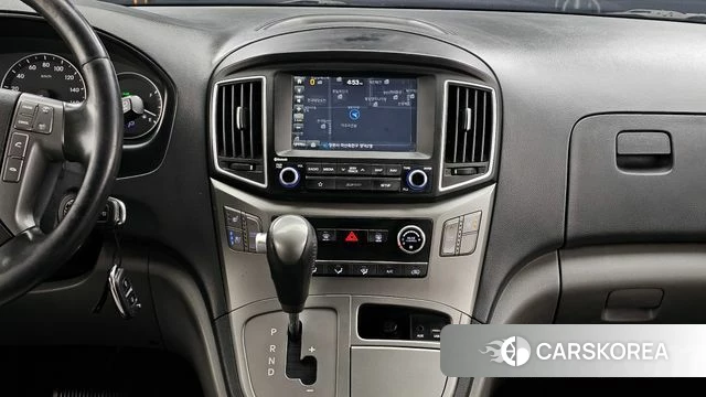 Hyundai The New Grand Starex 2018 Серебристо-серый из Кореи, фото 5