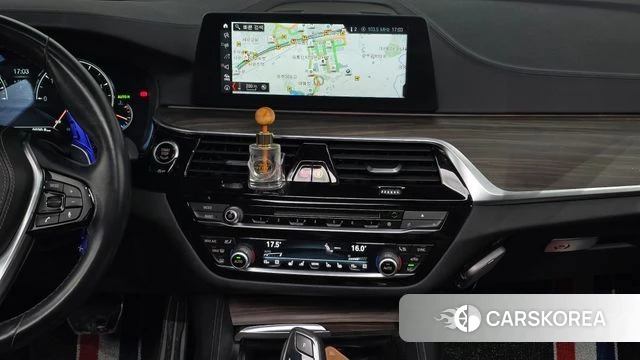 BMW 5 Series (G30) 2018 Черный из Кореи, фото 5