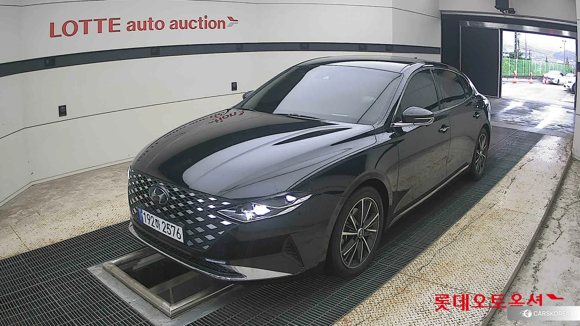 Hyundai Grandeur 2023 Abyss Black Pearl из Кореи, фото 5