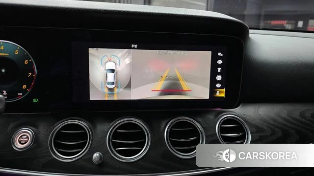 Mercedes-Benz E-Class W213 2022 Белый из Кореи, фото 5