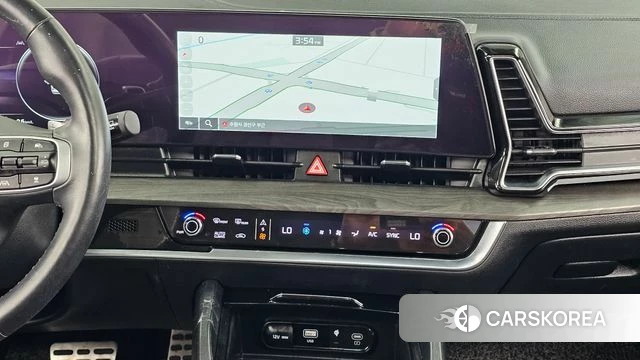Kia Sportage 5th Generation 2023 Белый из Кореи, фото 5