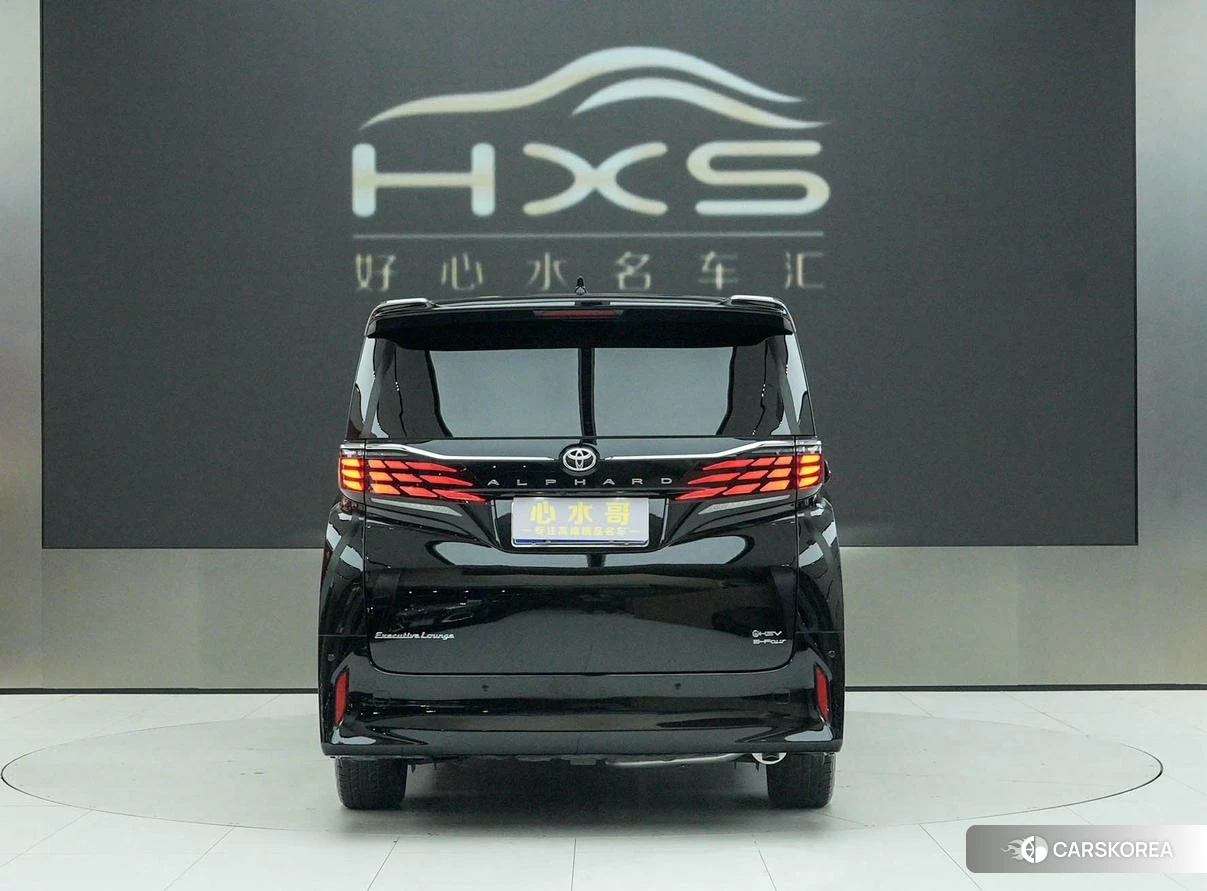 Toyota Alphard 2021 Черный из Китая, фото 5
