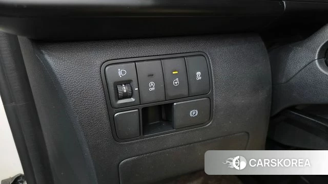 Hyundai Staria 2021 Белый из Кореи, фото 5