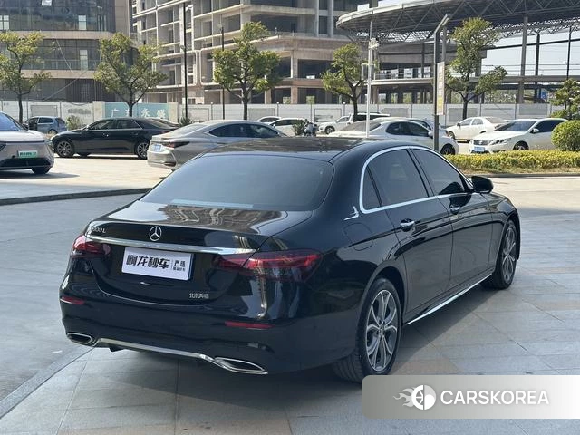Mercedes-Benz E-Class 2023 Черный из Китая, фото 5